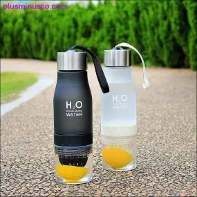 650ml Fruit infusion plastic water bottle, Durable BPA-Free Fruit Infuser Water Bottle