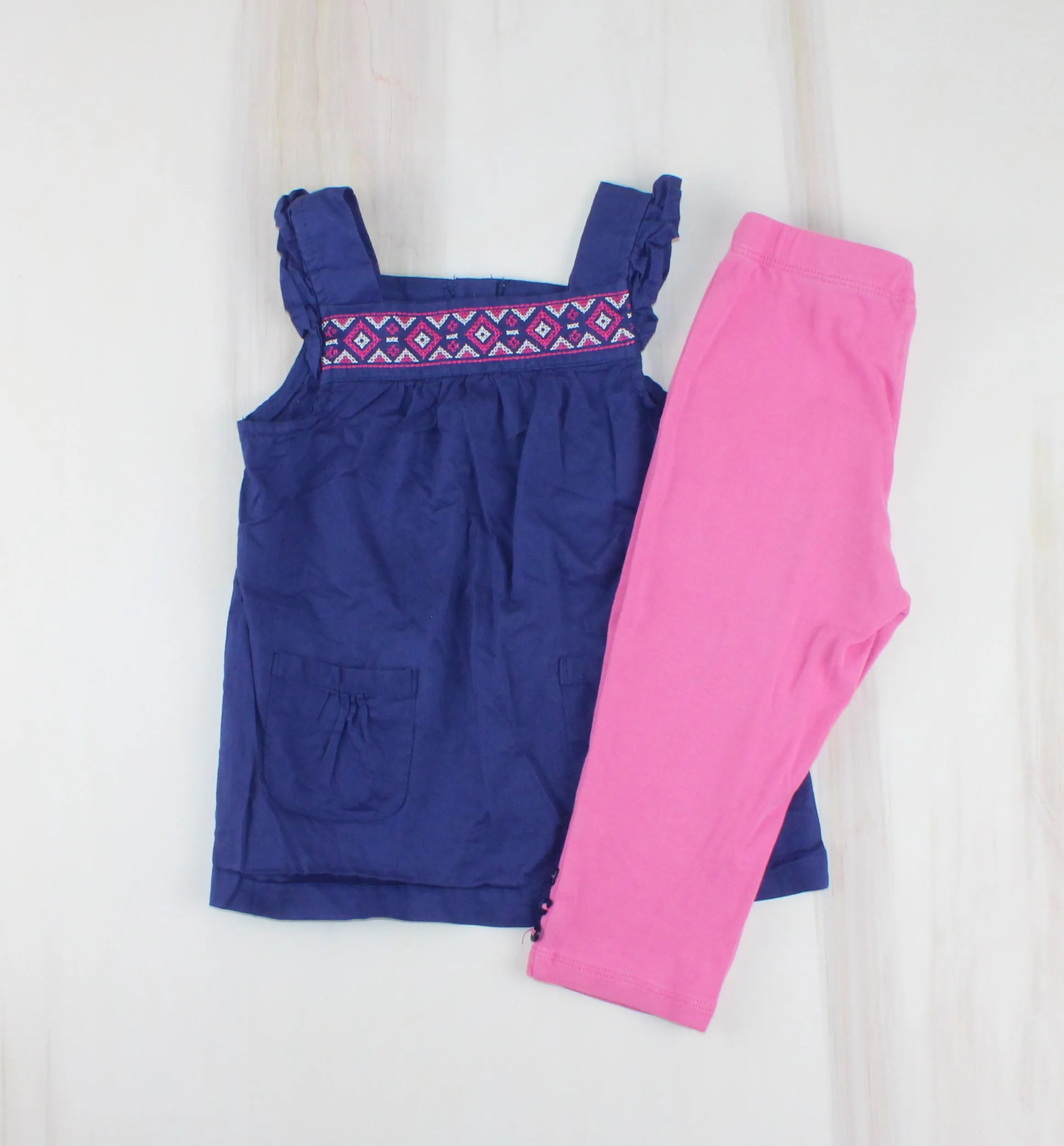 CARTERS NAVY/PINK OUTFIT 24M EUC