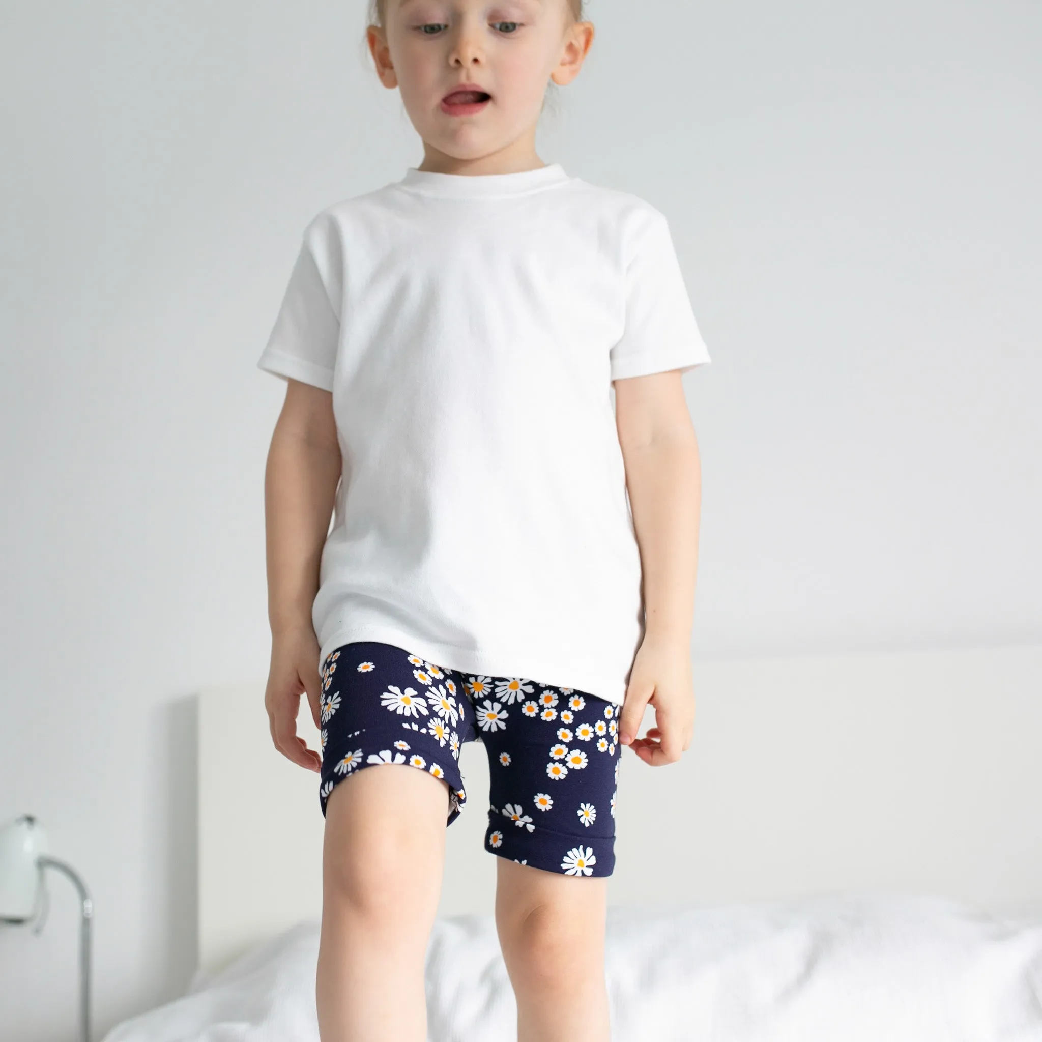 Daisy print Shorts 1-8 years