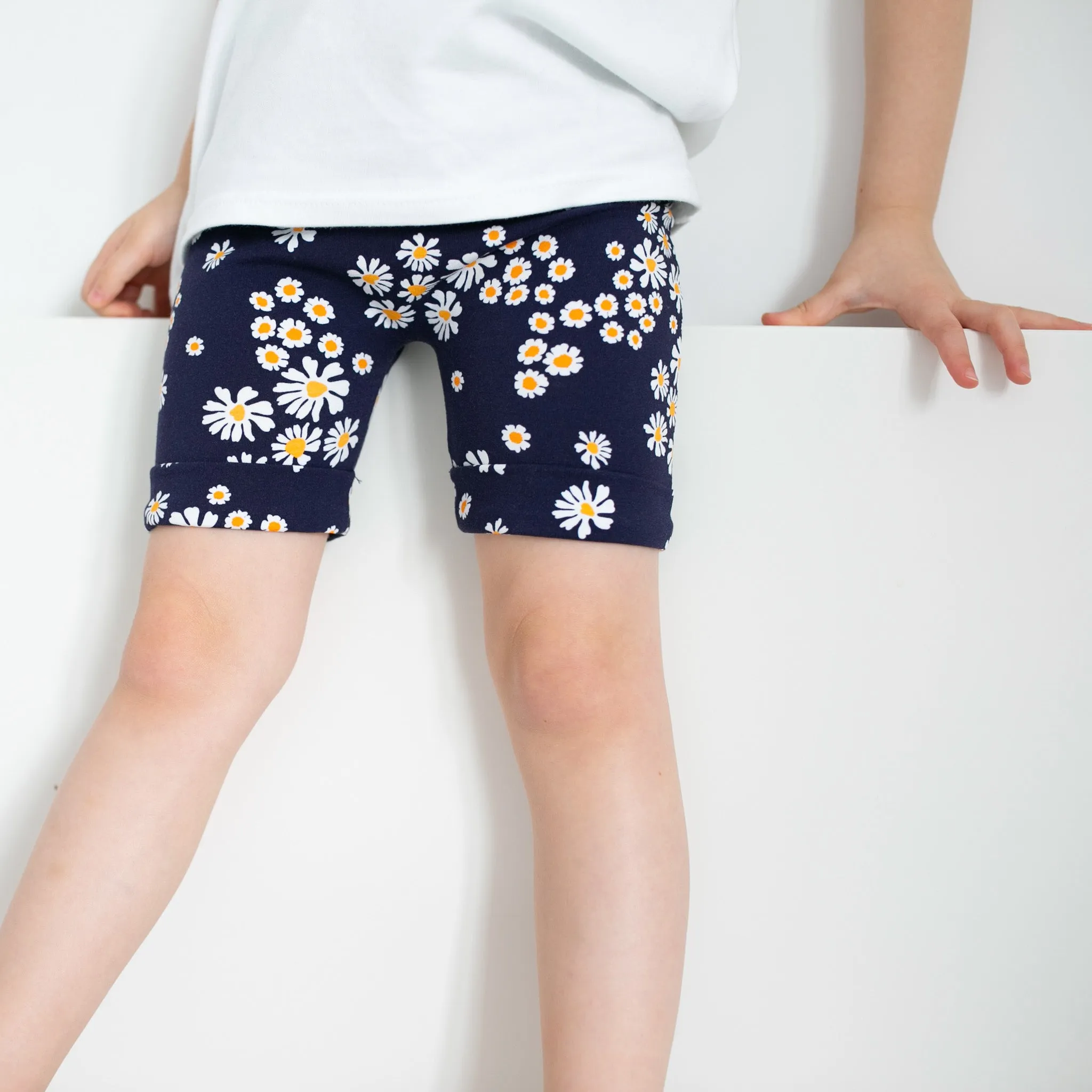 Daisy print Shorts 1-8 years