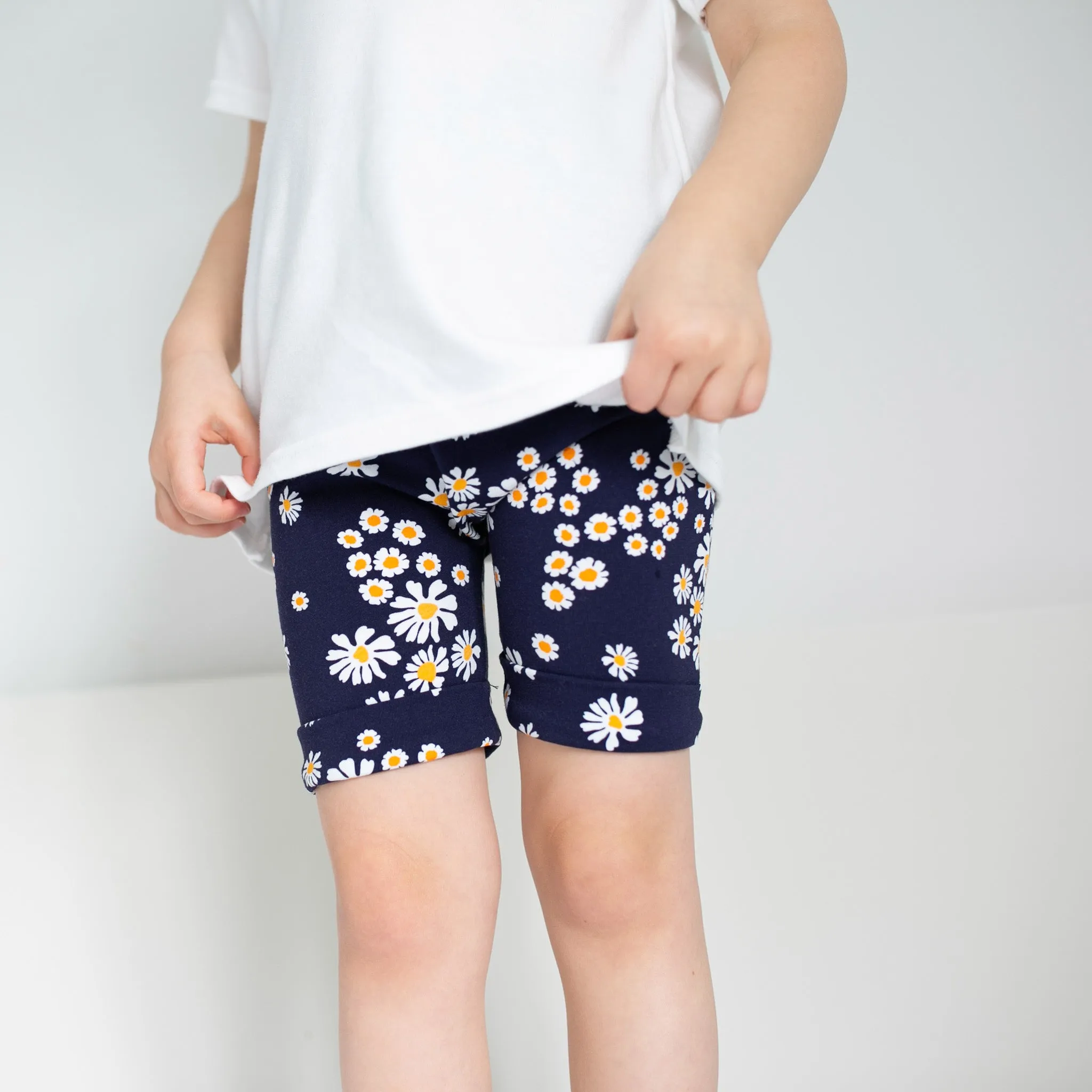 Daisy print Shorts 1-8 years