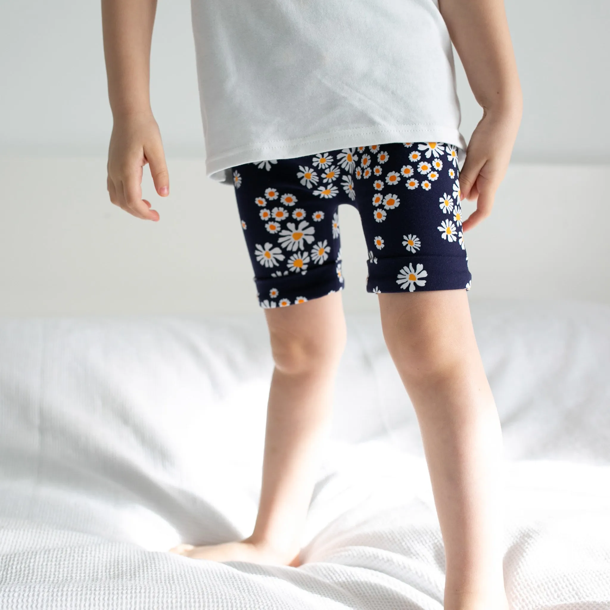 Daisy print Shorts 1-8 years