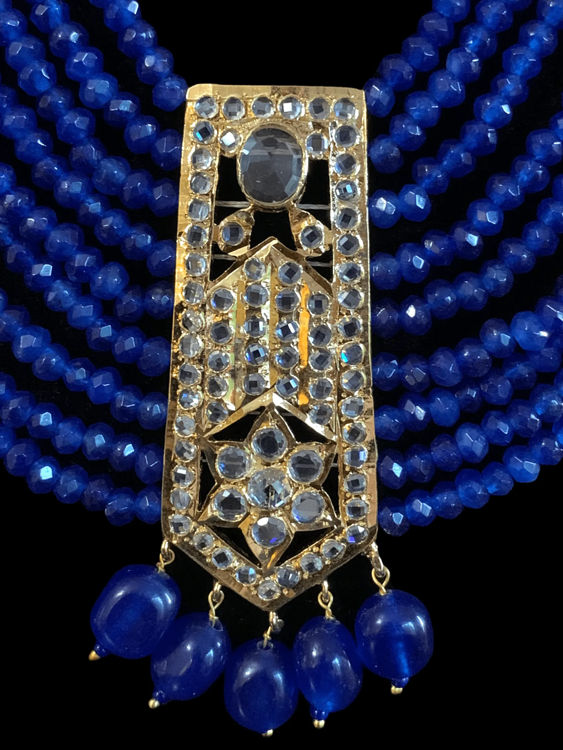 LN30 Indu long blue beads haar (SHIPS IN 4 WEEKS   )