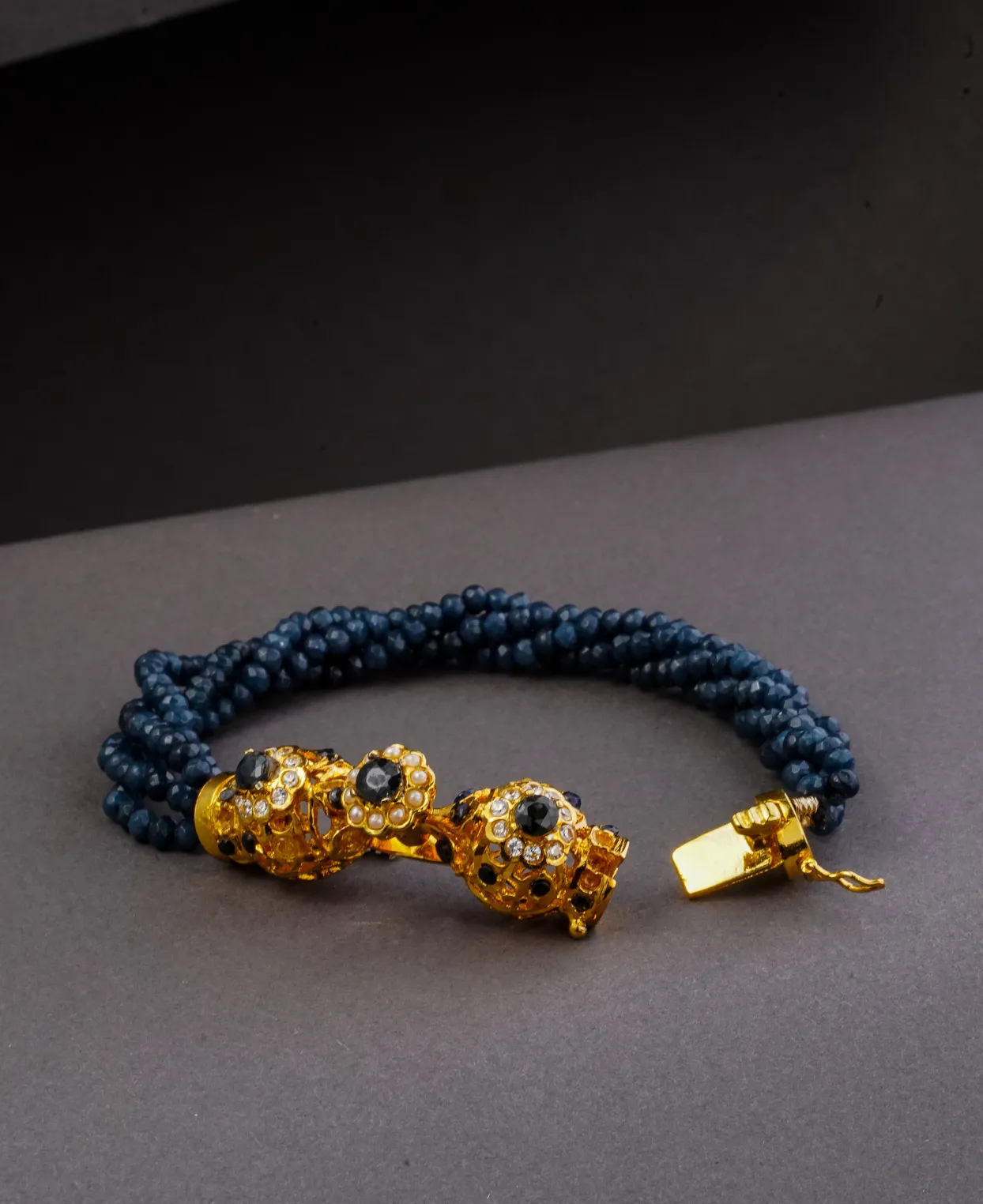 Sapphire Mogra Bracelet